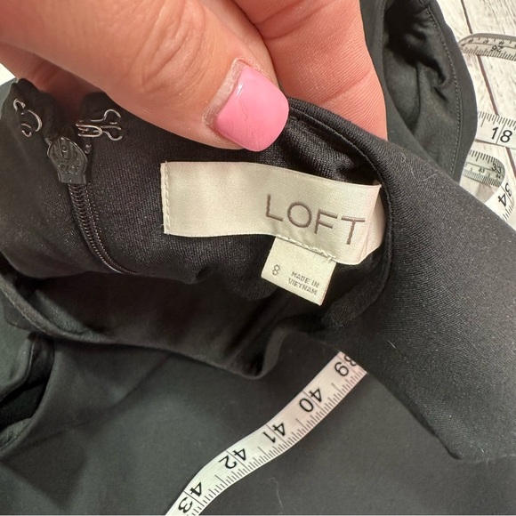 LOFT ann taylor Black Sleeveless Fit & Flare Mini Dress sz 8 cutout lace pattern - Picture 7 of 8